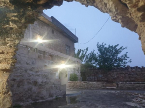 Tarihi Midyat Acar Konağı - Tüm Konak Kiralama